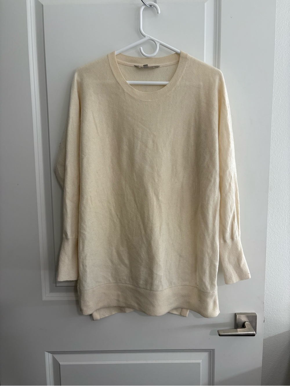ATHLETA Cream Women's Classic Crewneck Sweater